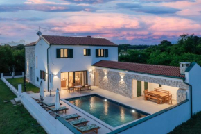 Villa Rafaela near Pula for 7 people with children playground and private pool